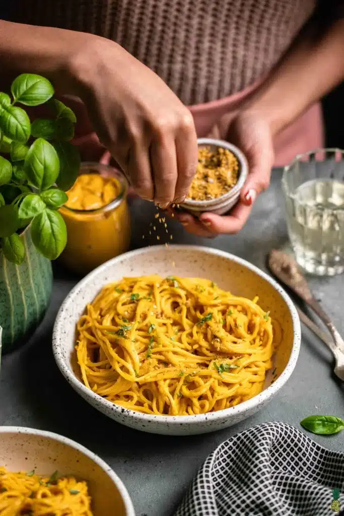 Creamy Kabocha Squash and Roasted Red Pepper Pasta