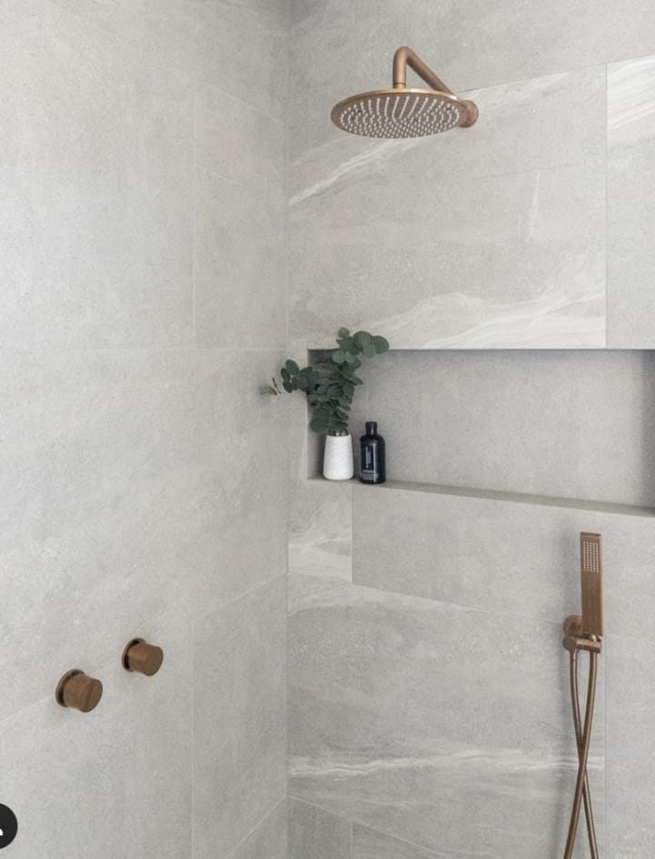 Horizontal Shower Niche
