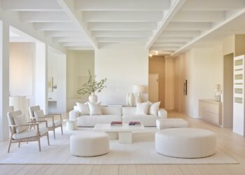 BM Chantilly Lace and SW White Paints