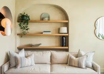 Benjamin Moore Tapestry Beige (OC-32) Review