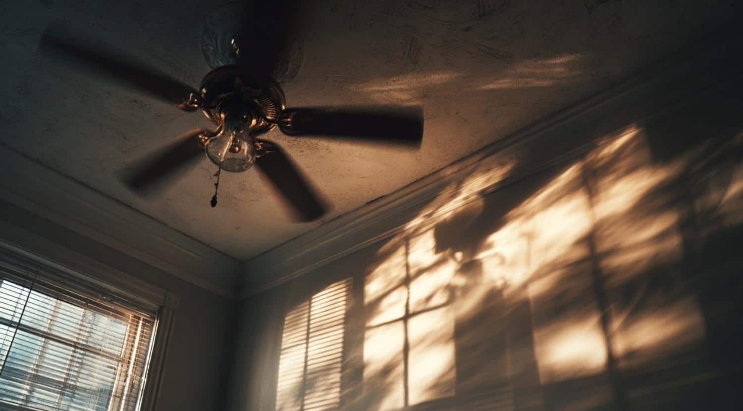 set ceiling fan direction for summer the right way