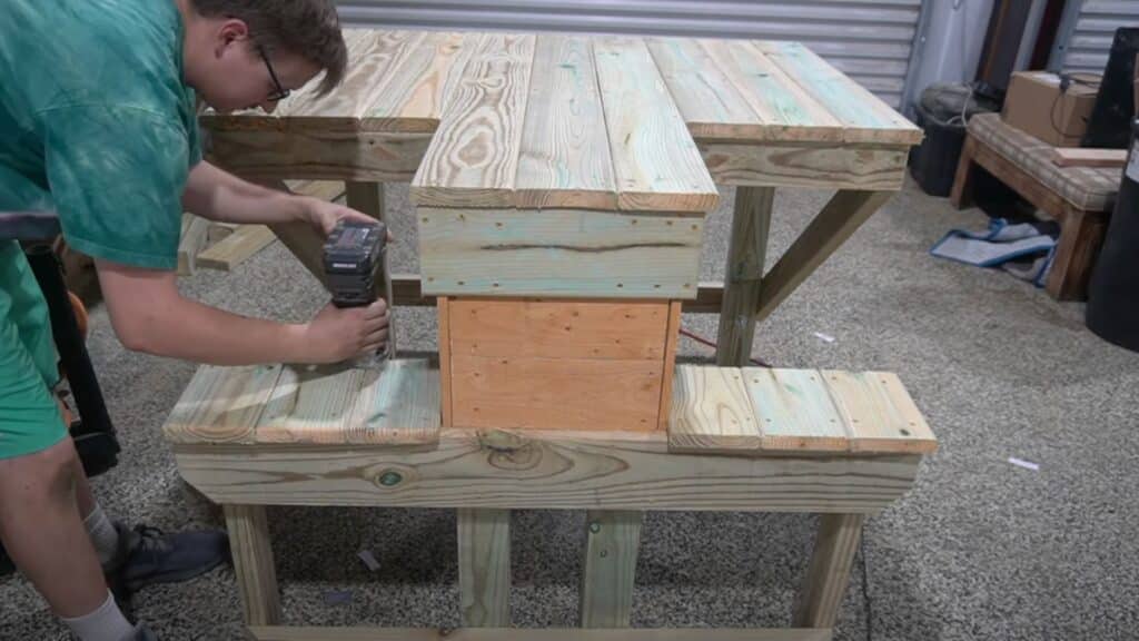 step-4 add seat and extra supports