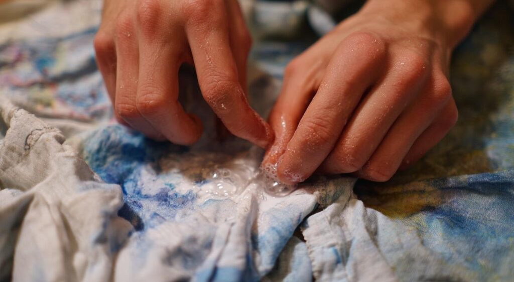 Apply Dish Soap or Laundry Detergent